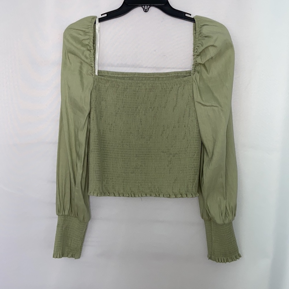 Gianni Bini Angel Square Neck Long Balloon Sleeve Cropped Smocked Blouse - Picture 6 of 7